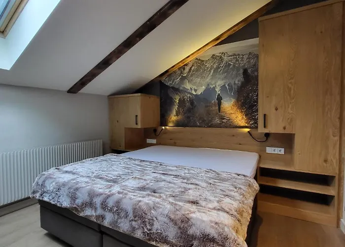 Almtraum بيروانغ